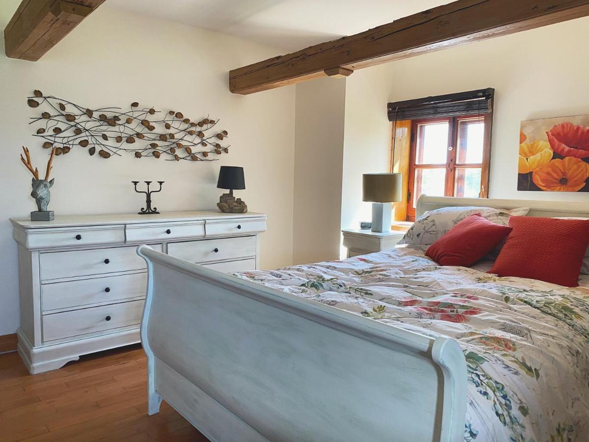 Domaine Steinbach Cidrerie, Gîte et Verger St-Pierre-de-l'Île-d'Orléans Extérieur photo
